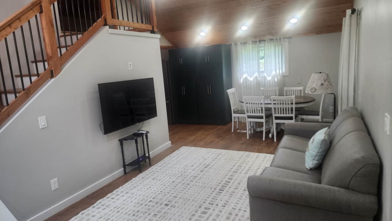 Angler's Rest - Living Room