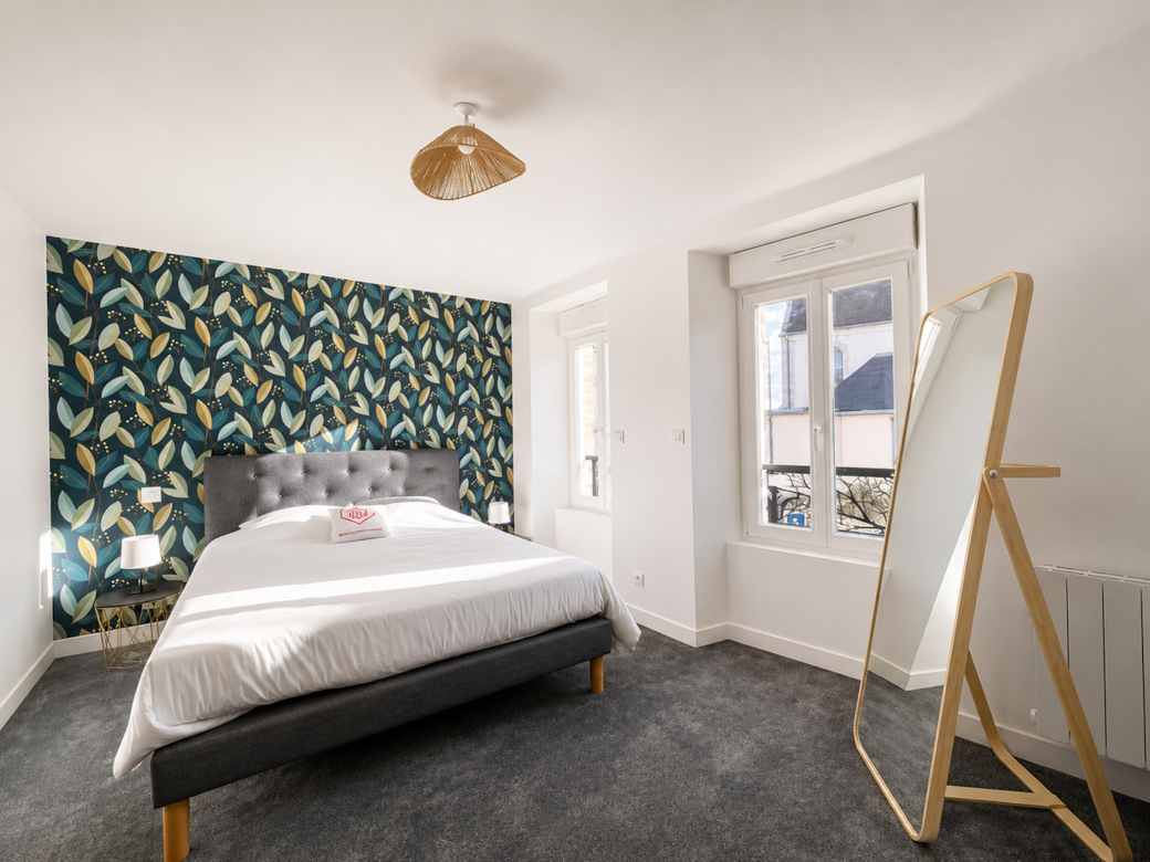 1st bedroom