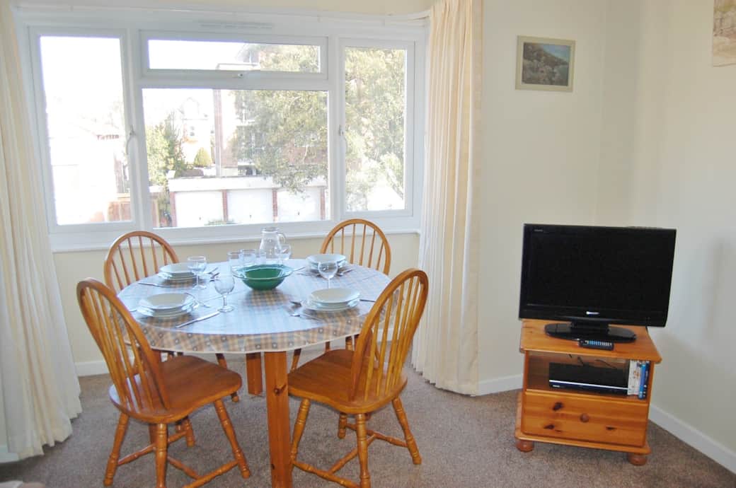 Dining Area Dining Area