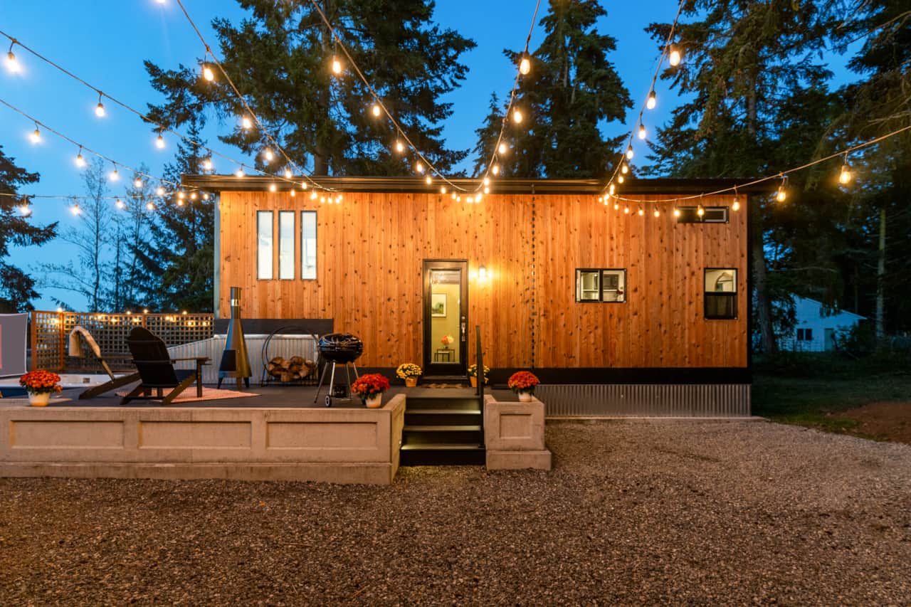 This brand new hideaway has all the amenities for the best stay!