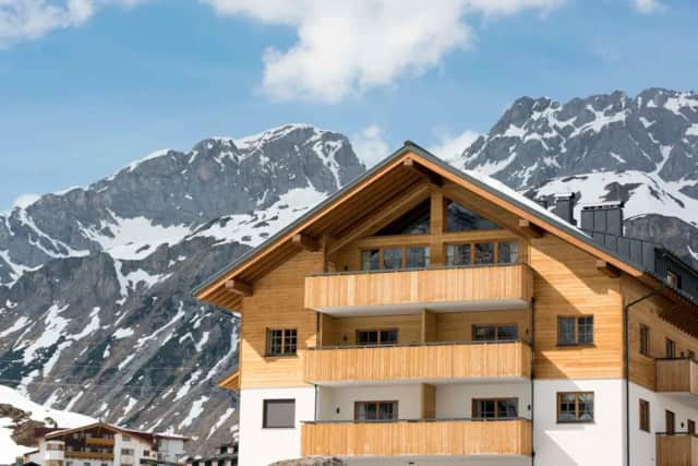 Ski-in Luxury Chalet in St. Anton