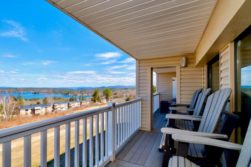Balcony Lake View Balcony Lake View