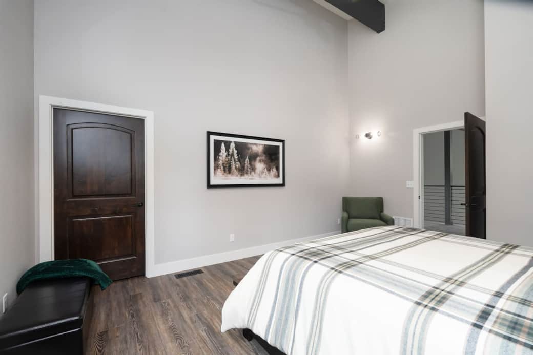 Upstairs King room