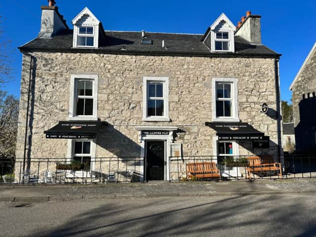 The Coffee Pot café in Salen, Isle of Mull, with outdoor seating