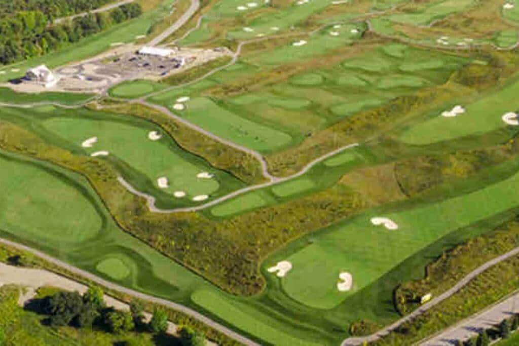 18 hole Golf course 