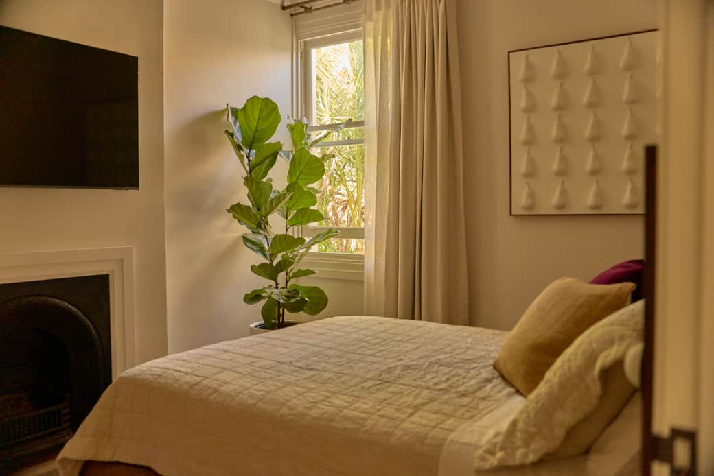 Bedroom 2 - Queen Bed with Sheridan Sheets