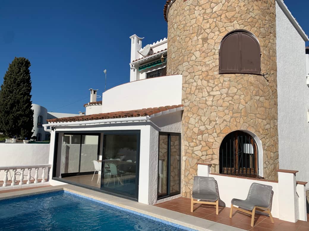 Ferienhaus mit Schwimmbad Empuriabrava