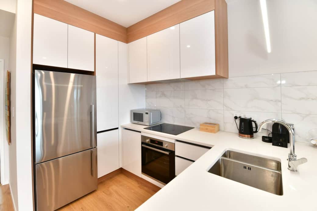 Kitchen - oven, microwave, dishwasher, coffee machine, condiments and more! Kitchen - oven, microwave, dishwasher, coffee machine, condiments and more!