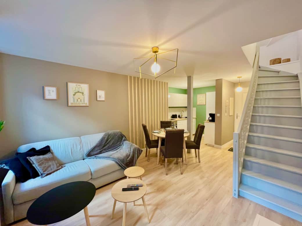 L'appartement Le Petit Jacques Logement à Reims par La Conciergerie Des Sacres
