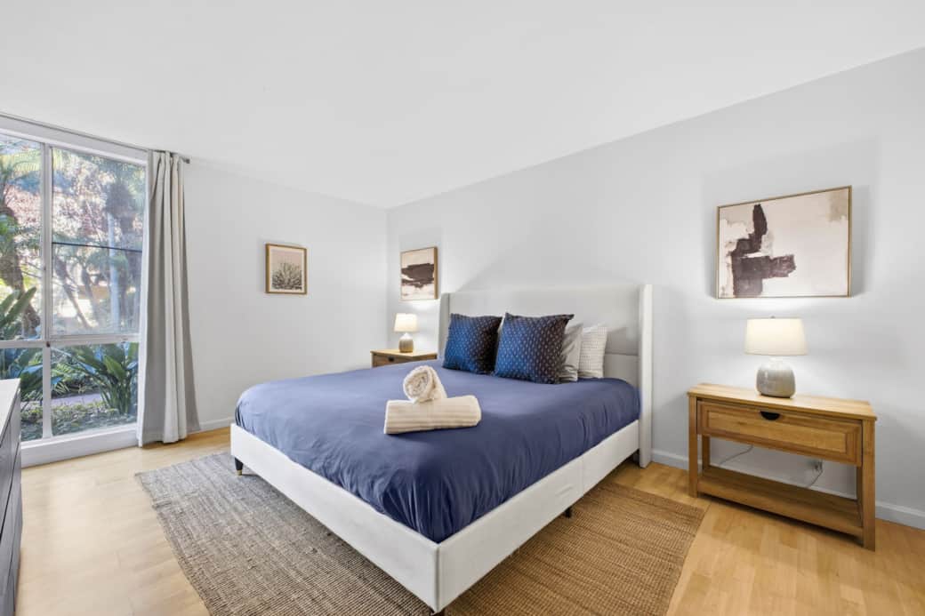 Primary Bedroom - King Mattress