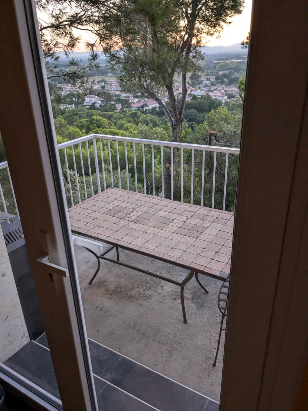 Terrasse de la cuisine, côté Est