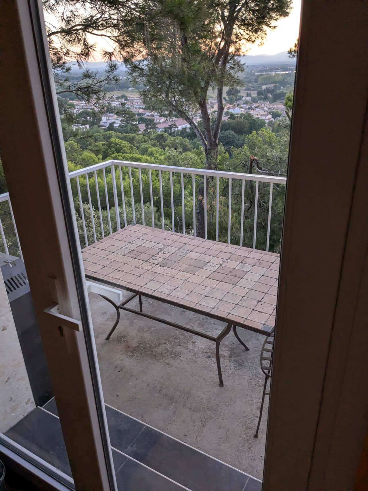 Terrasse de la cuisine, côté Est