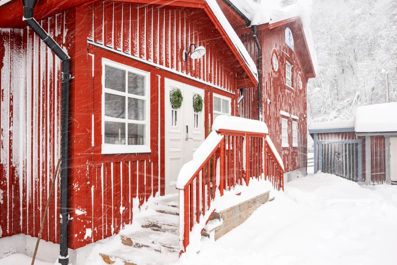 Bergvillan Ski Lodge Main Entrance 
