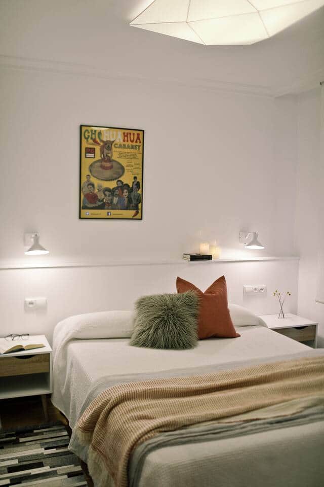 Cama doble de 150 cm.