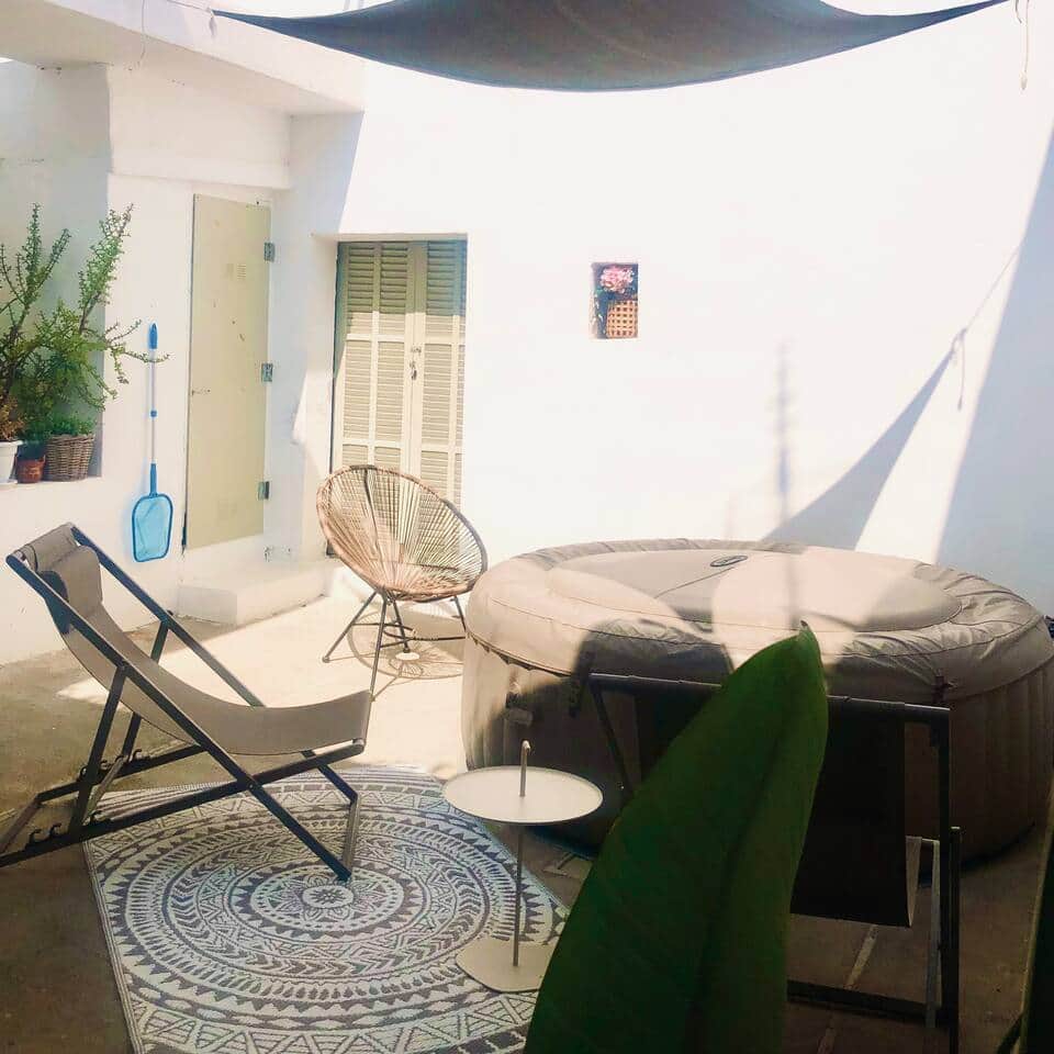 Espace détente, apéro et jacuzzi