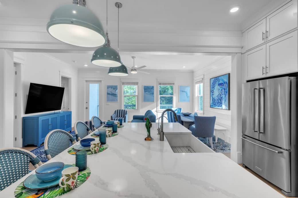 Large Island and Kitchen with plenty of space to prepare gourmet meals