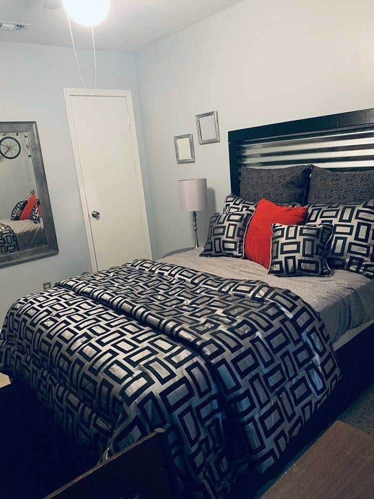 Bedroom 2 with small closet