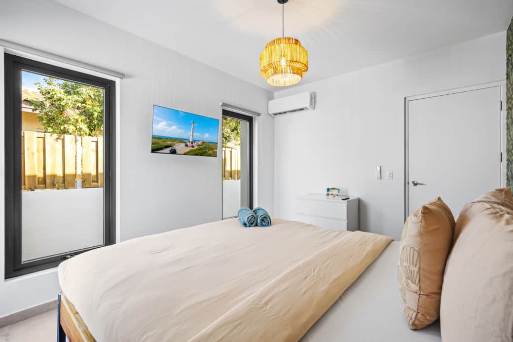 Queen Bedroom 1 Queen Bedroom 1