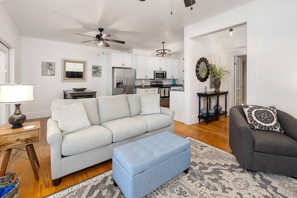 Coaches Corner Cottage B – Walkable Beach Cottage — Saint Simons Island, Georgia