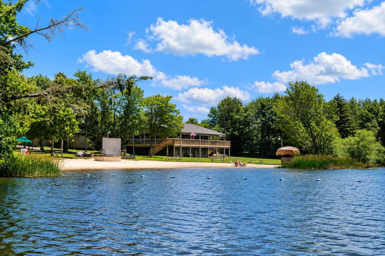 A peaceful home base with seasonal community amenities nearby.
