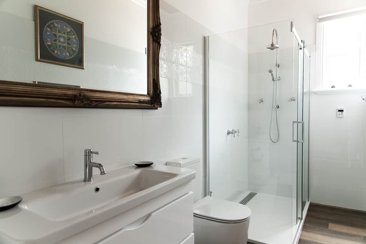 Wiltshire House Master Bathroom