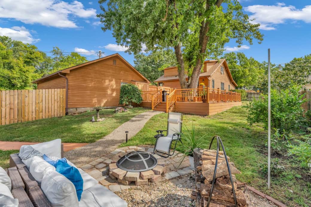Fire Pit and Deck