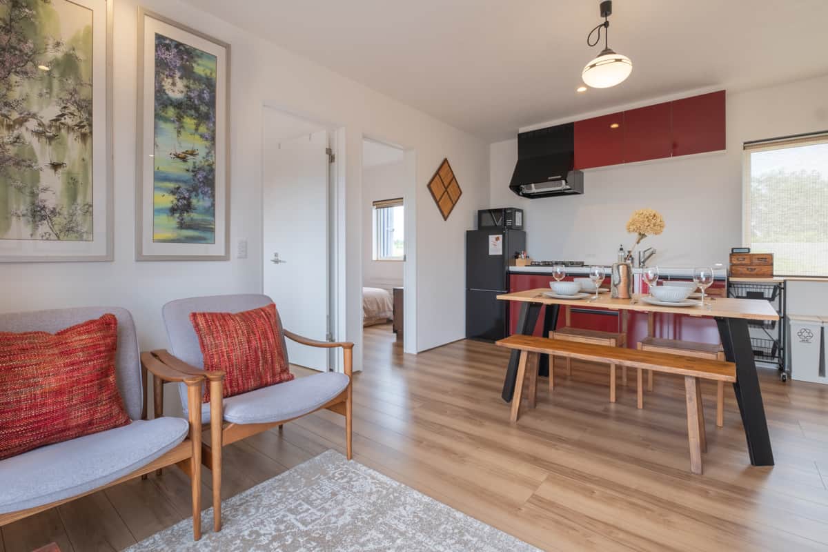 茜Akane 2-bedroom suite - enjoy mountain views whether from the lounge or dining