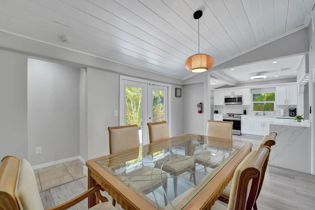 Dining Areas.jpg