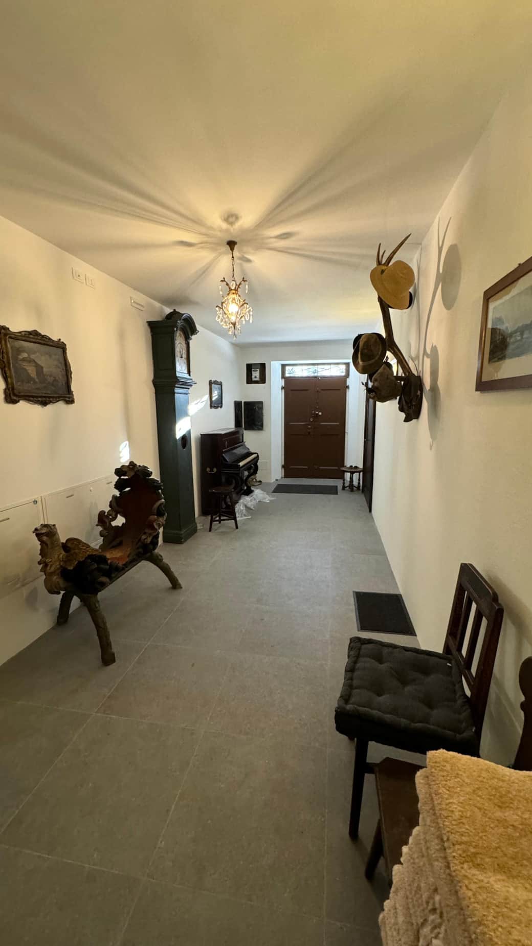 Corridor groun floor