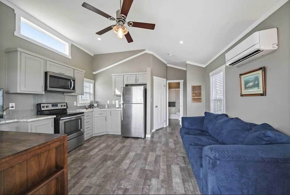 Living & Kitchen Living & Kitchen