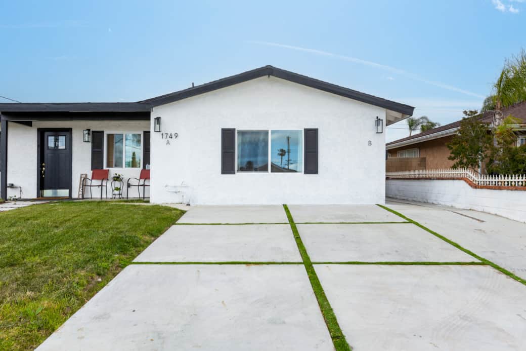 2 unit on the property