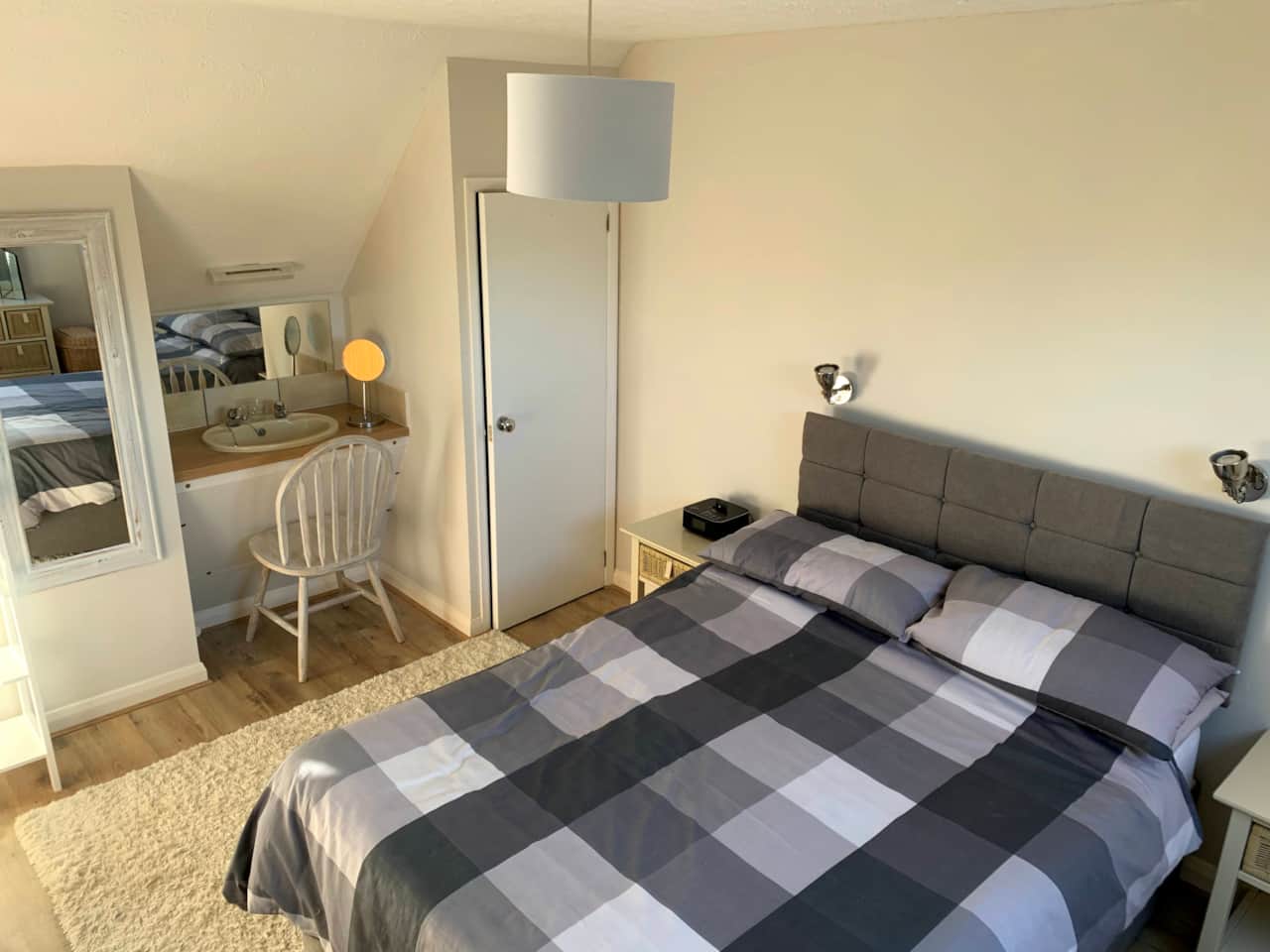 Main Bedroom with Sink
