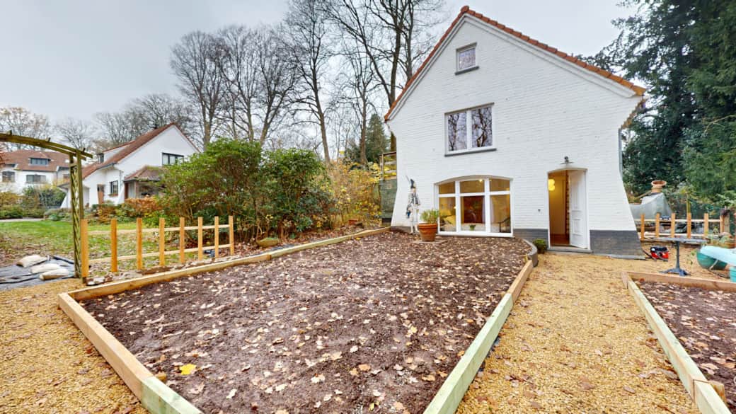 Front of the house right
