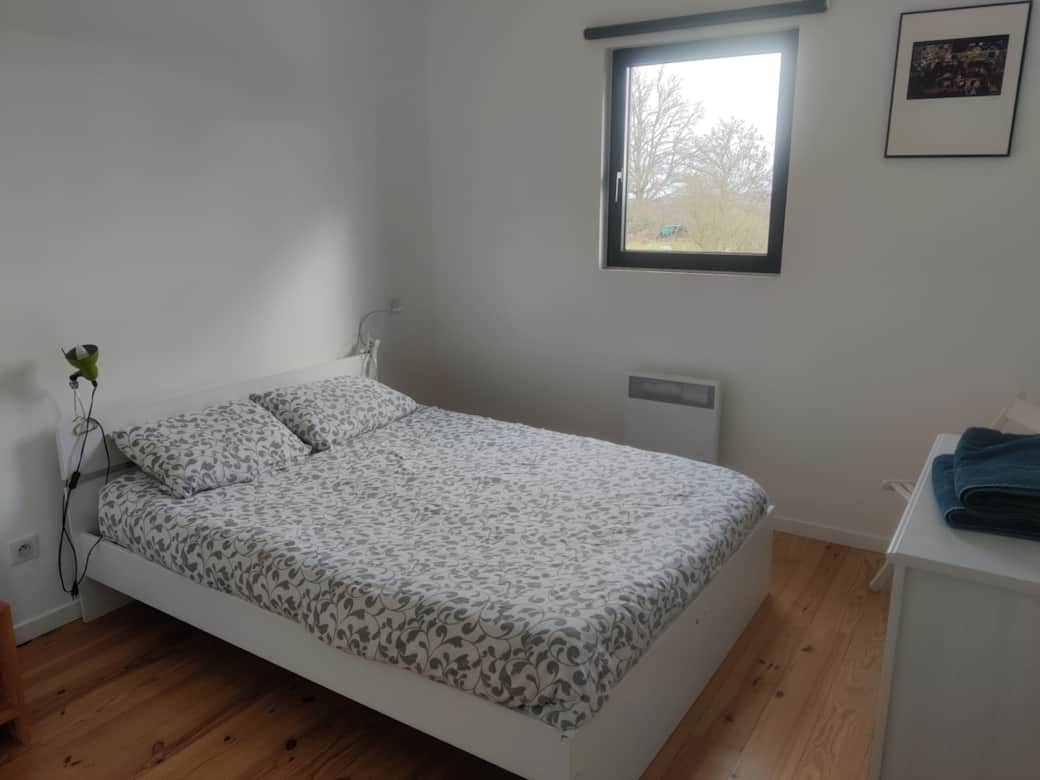 Chambre 3 1er étage lit de 140