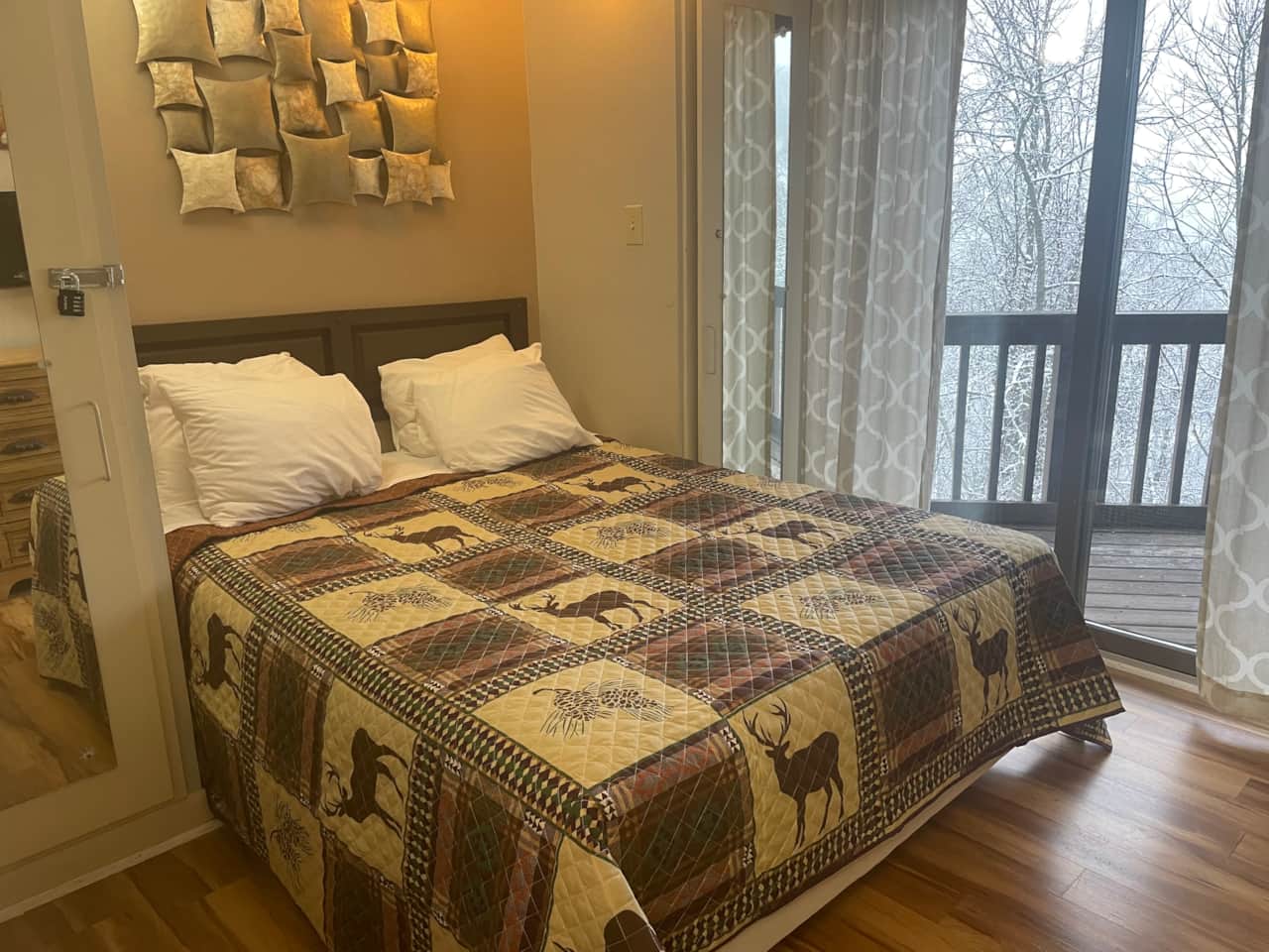 Main bedroom