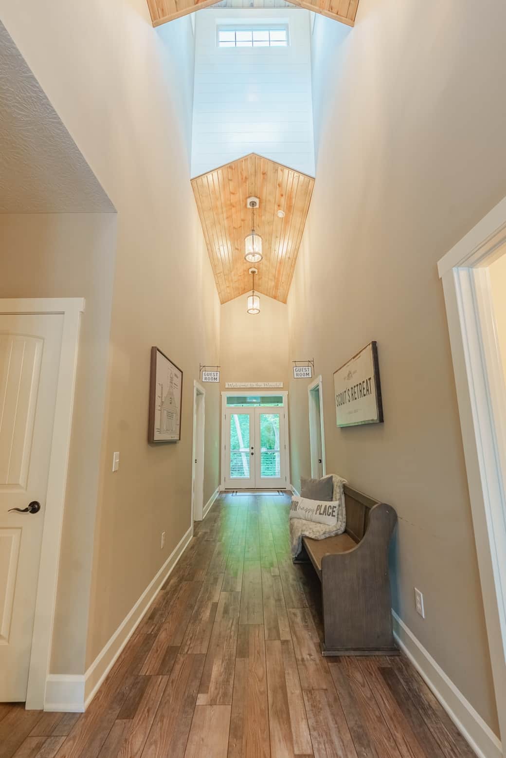 Main Floor - Hall