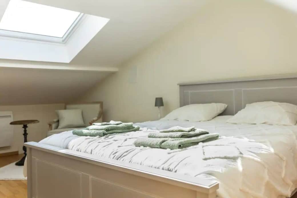 chambre 2ème étage, lit king size