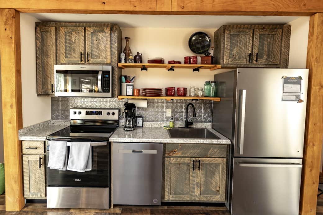 Joes Ridge Family Mountain Getaway Kitchen