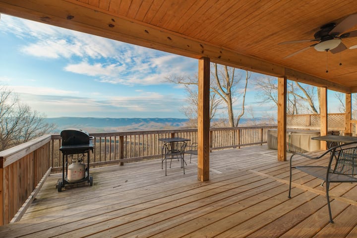 A mountain playground: From grilling to hot tubbing, the deck is the perfect backdrop for it all.