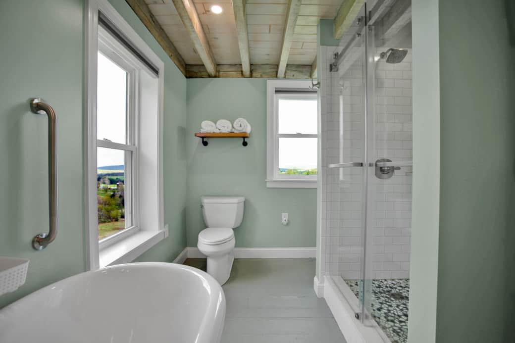 Bathroom 2, laundry, walk in shower, bathtub