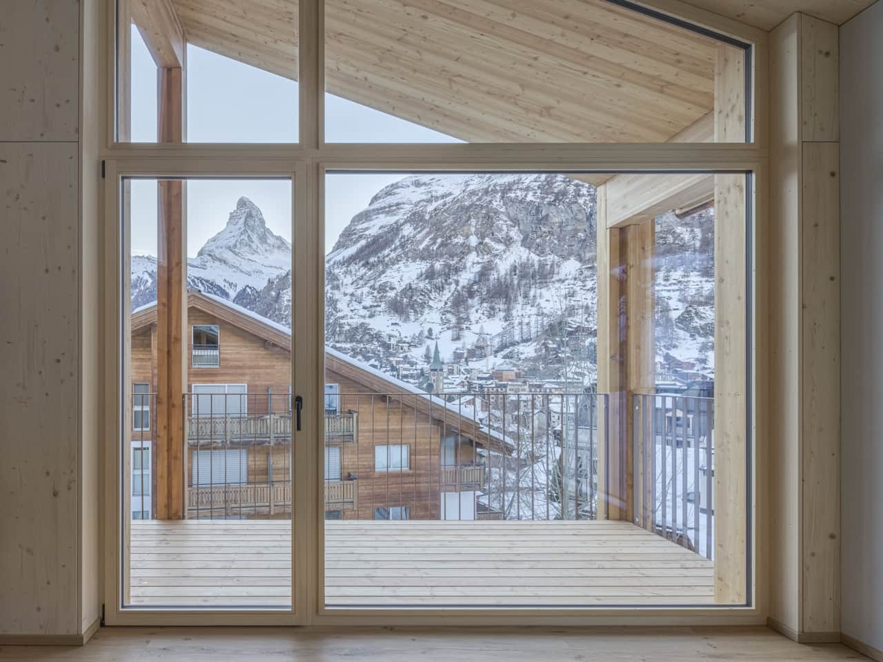 AZ Rofel E02 04 web