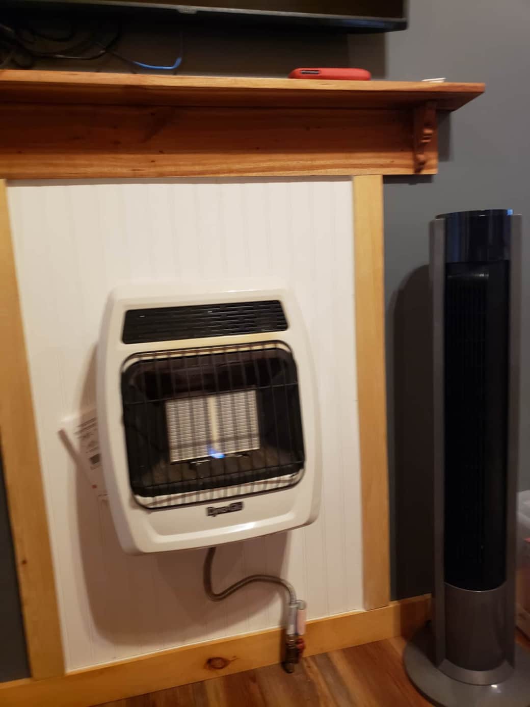 Propane wall heater