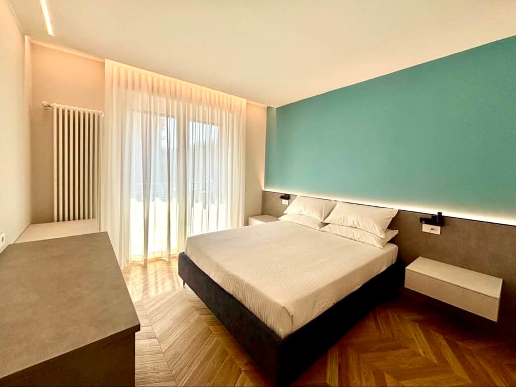 Image picker 2F486715 1B2C 4C93 9ACA E76DAE57C0AE 1568 000000251EFAFDC6