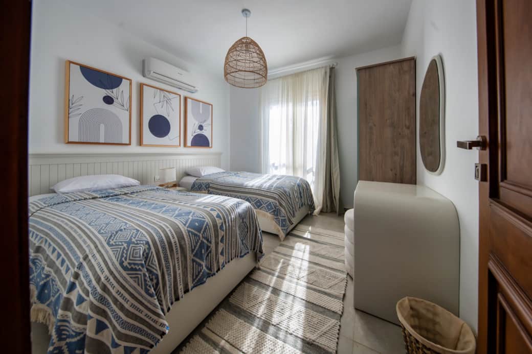2 bedrooms - greek2