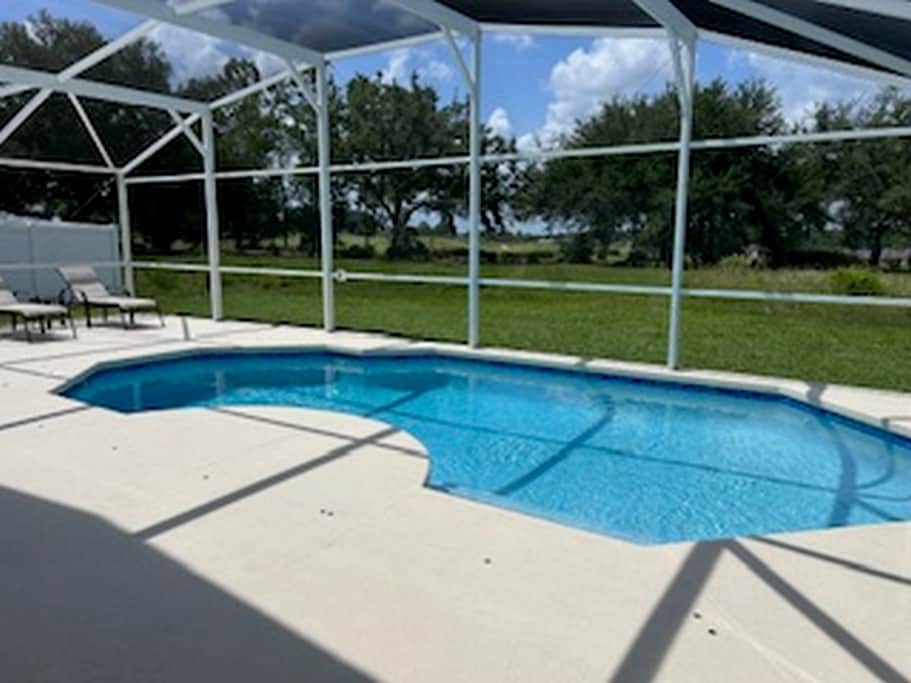 01-private-pool-overlooking-the-golf-course - 1K JPEG 01-private-pool-overlooking-the-golf-course - 1K JPEG