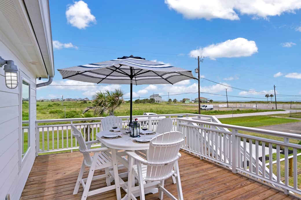 Beautiful outdoor dining area.