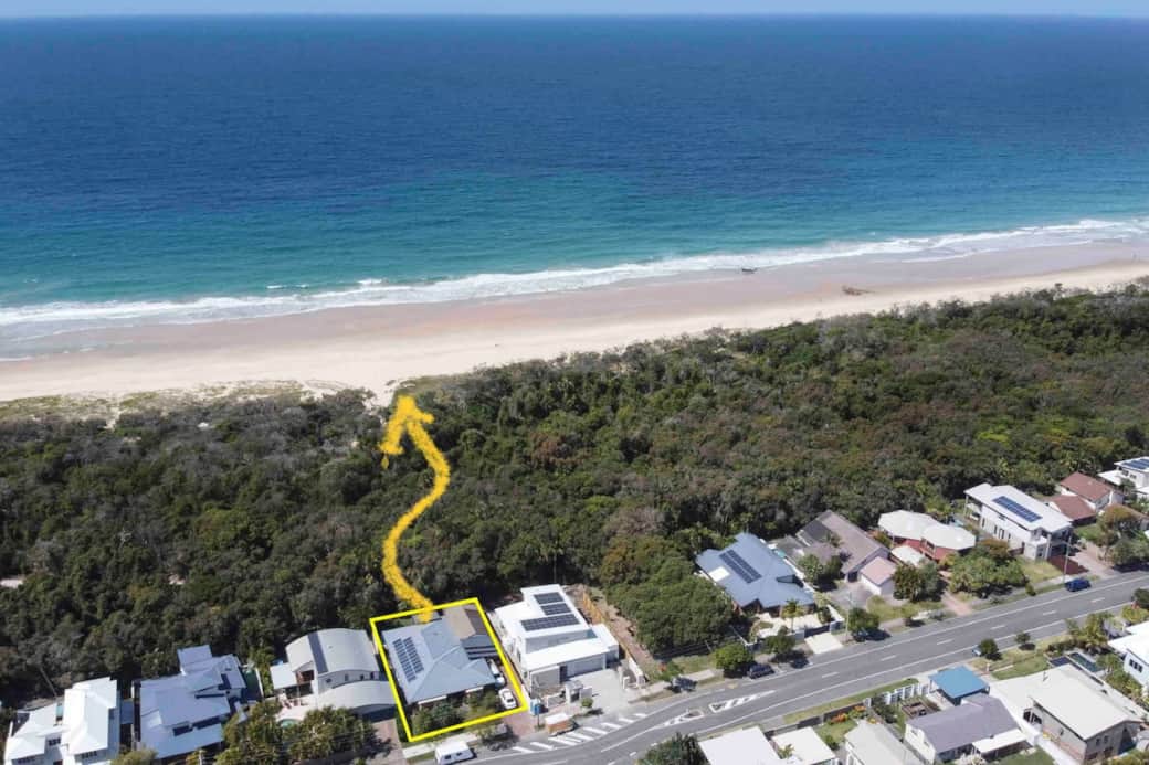 Walk straight through the back gate to the coastal pathway leading to your 24/7 dog off leash beach (turn right) or turn left for a wheel chair friendly smooth concrete path to the viewing platform and patrolled beach (September to May) 
