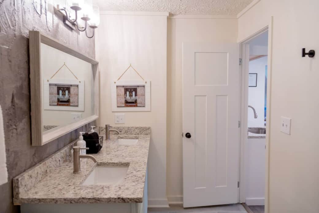 Calming Terracotta Chateau - Bathroom Calming Terracotta Chateau - Bathroom