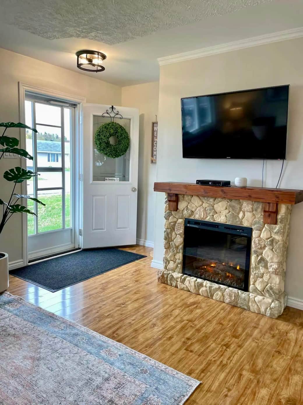 Fireplace in livingroom