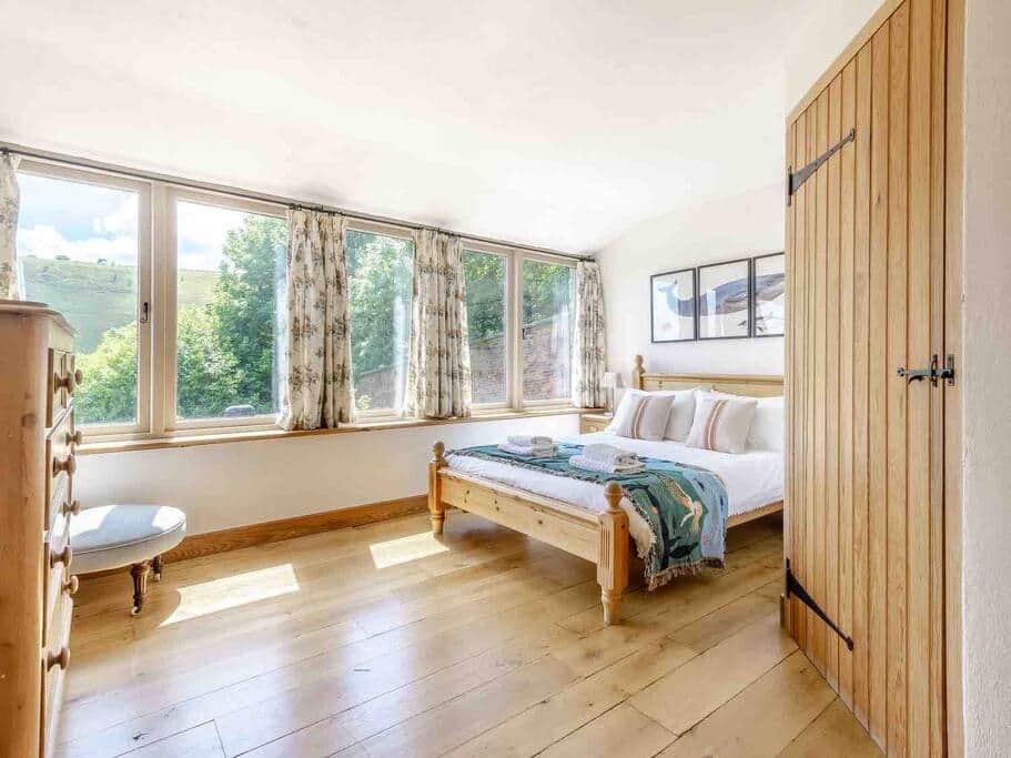 The Slack main bedroom 